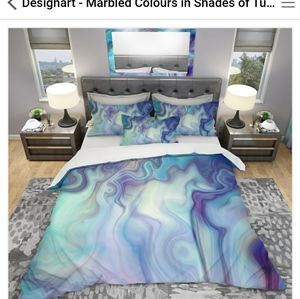 Designart queen duvet cover and 2 shams new